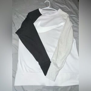 Nike oversized crewneck